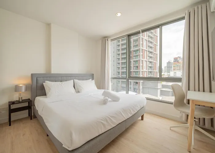 Ekkamai Sukhumvit 65, Pet Friendly, 900m To Bts 公寓
